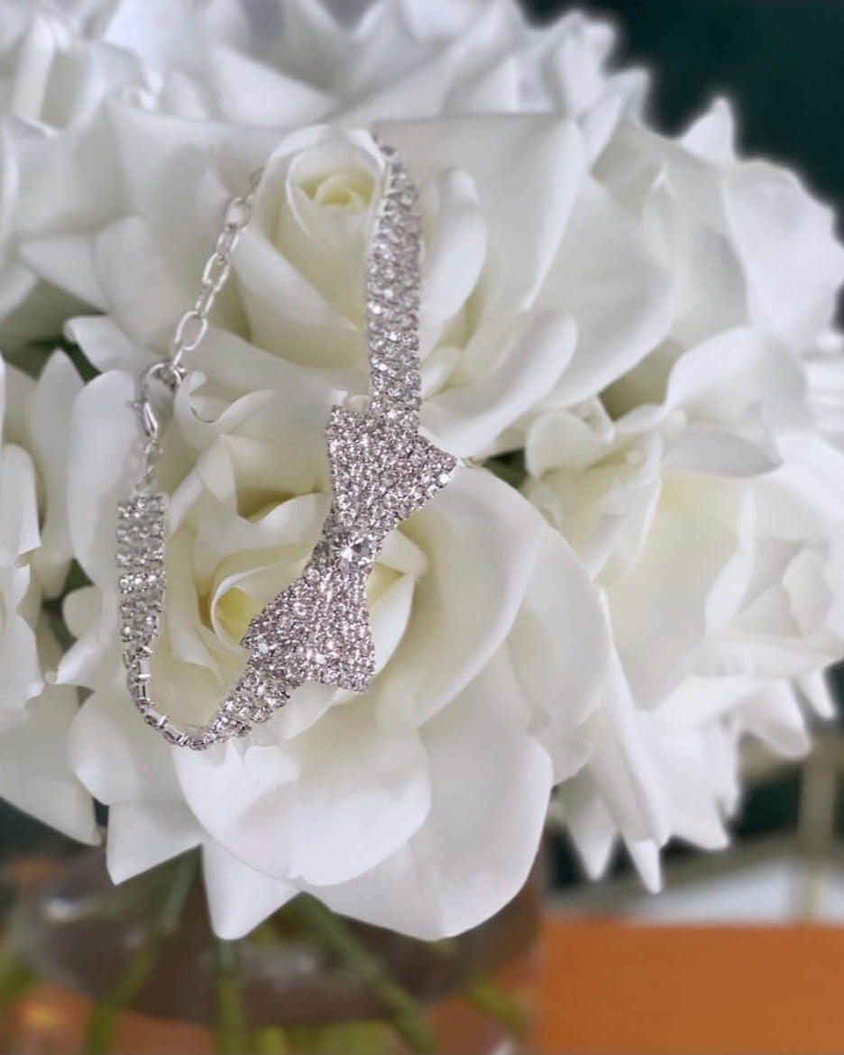 Allure Bow Necklace