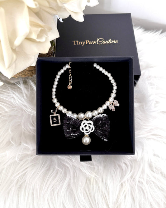 Coco Amour Noir Necklace