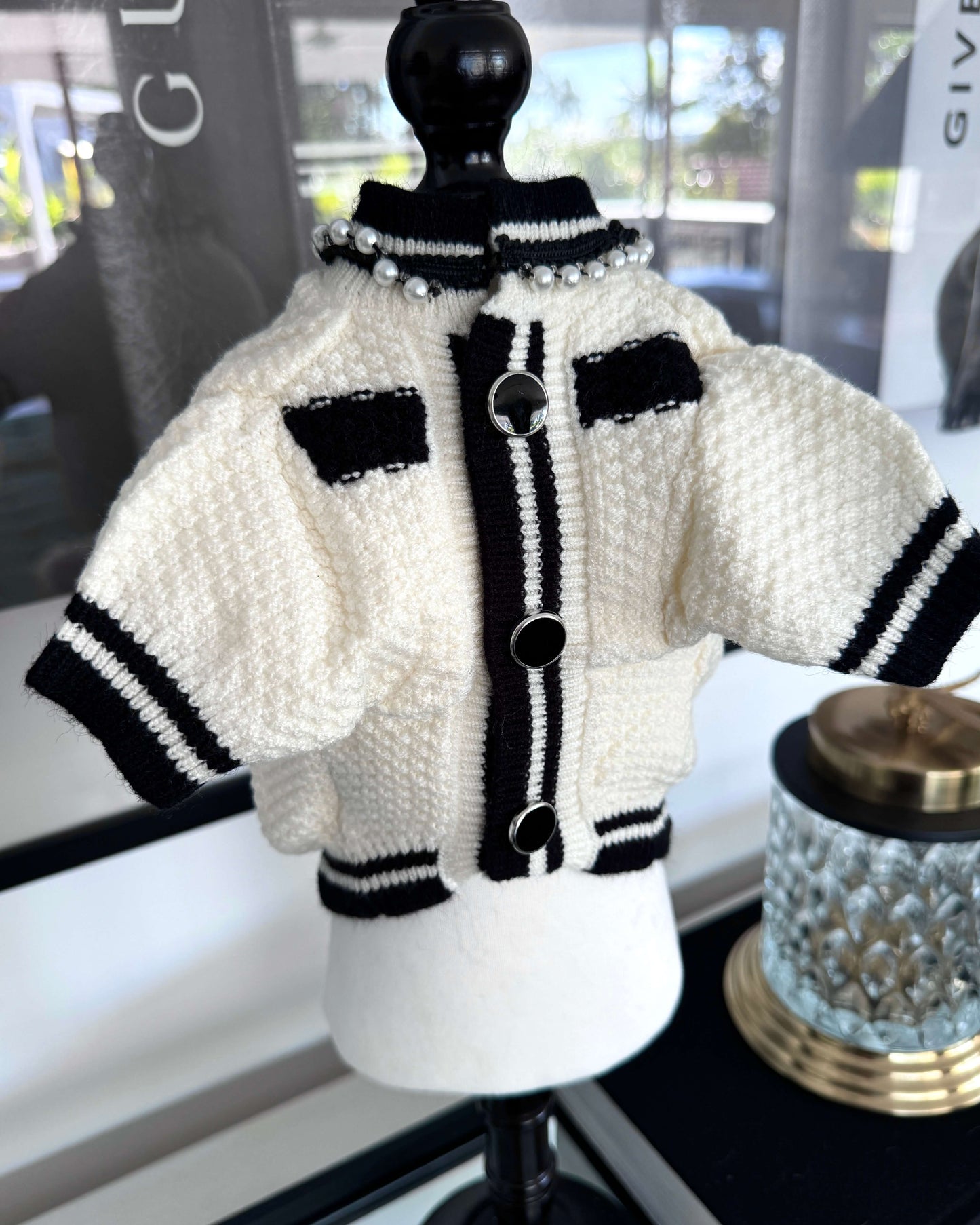 Felicity Cardigan White