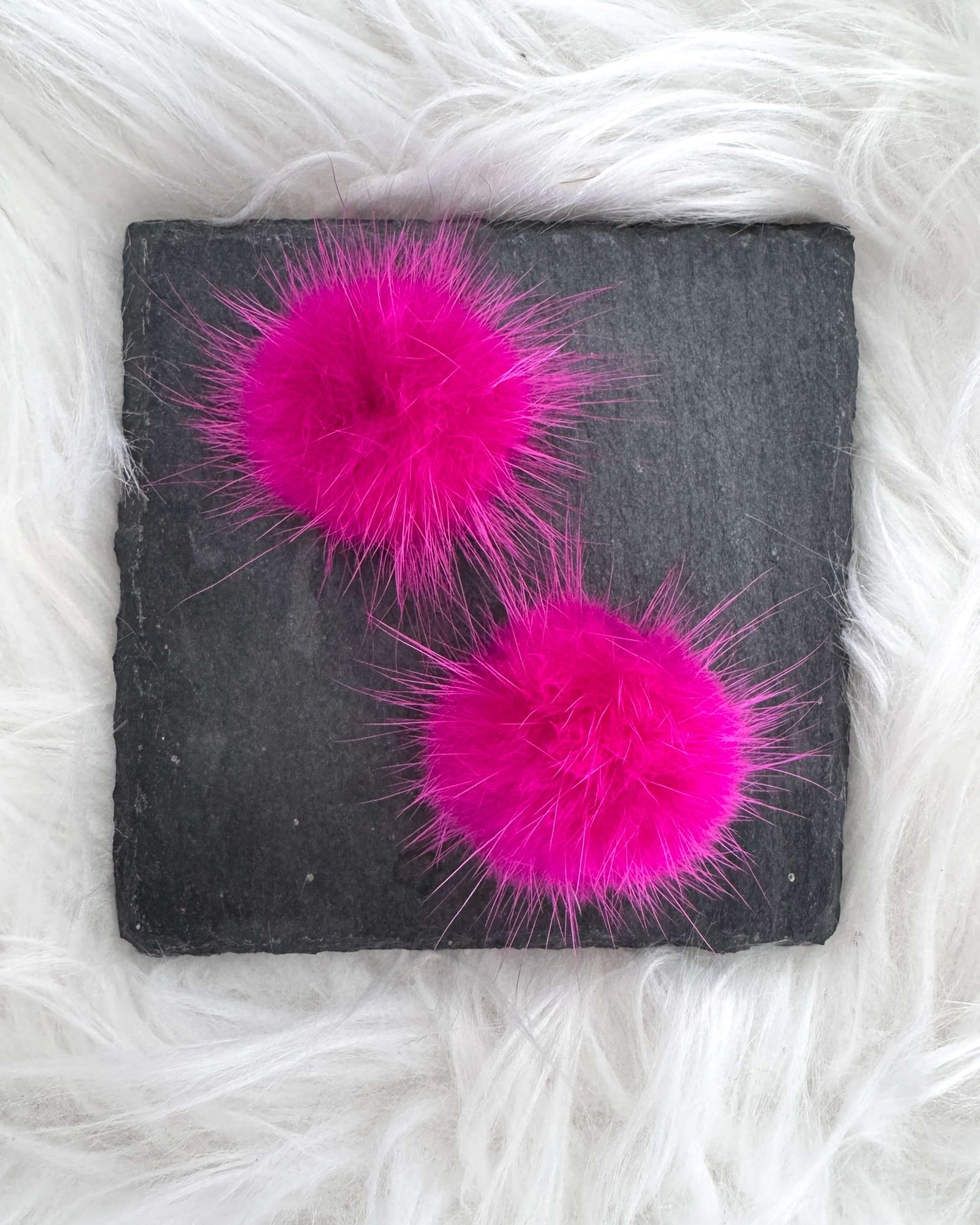 Pawsh Puff Mini Clips Fuchsia Pink