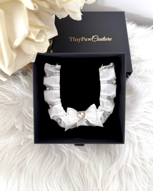 Belle Frill Necklace White