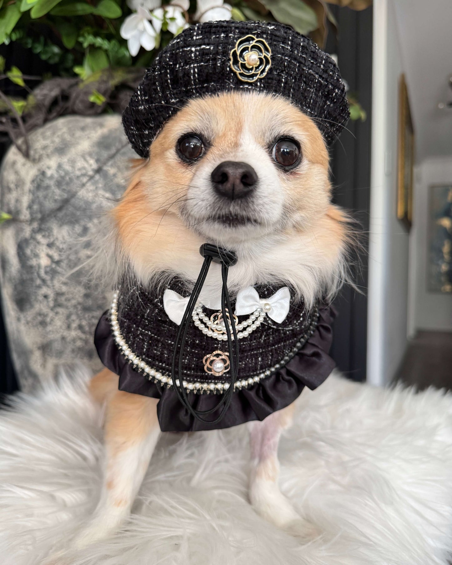 Monique Noir Pearl Bandana