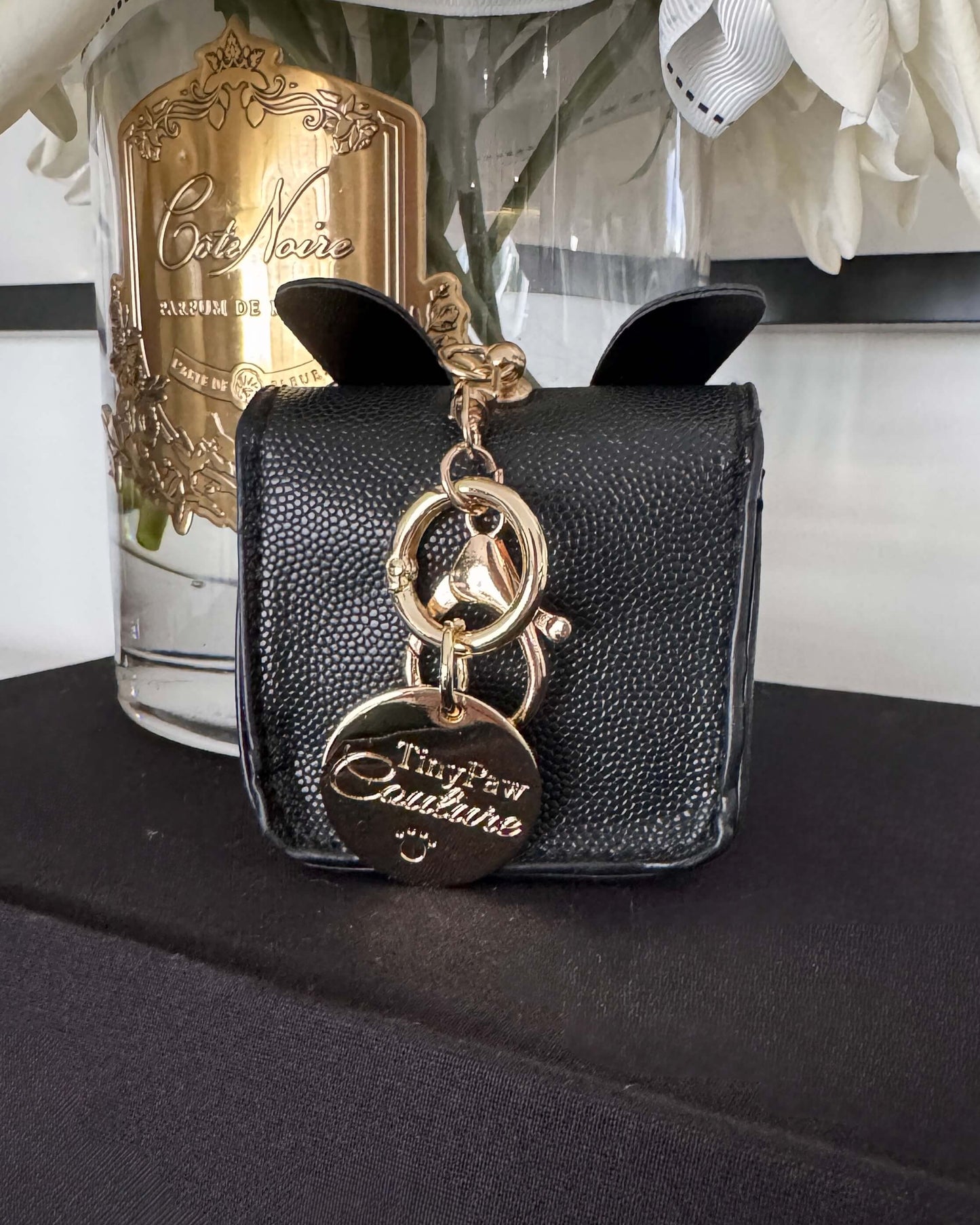 Luxury Bunny Bow Waste Bag Carrier Black