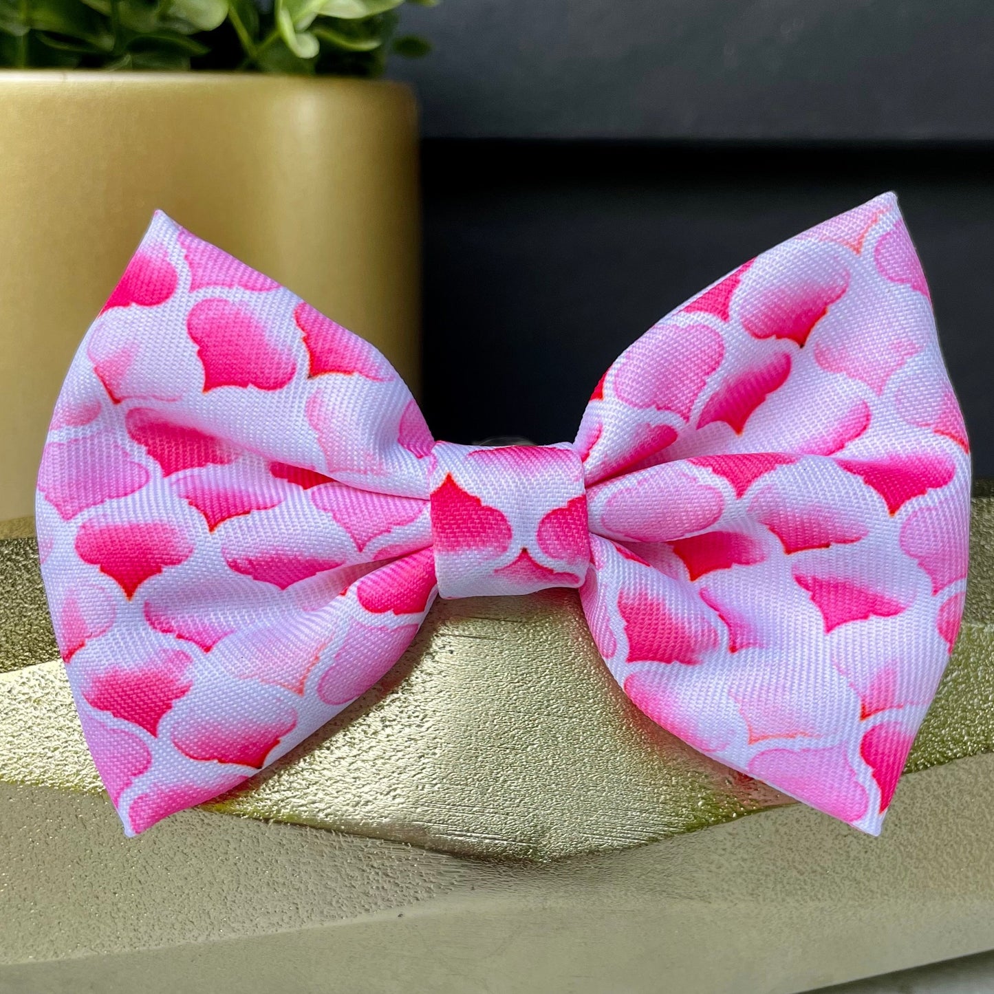 Wet'n'Wild Pink Gatsby Bow