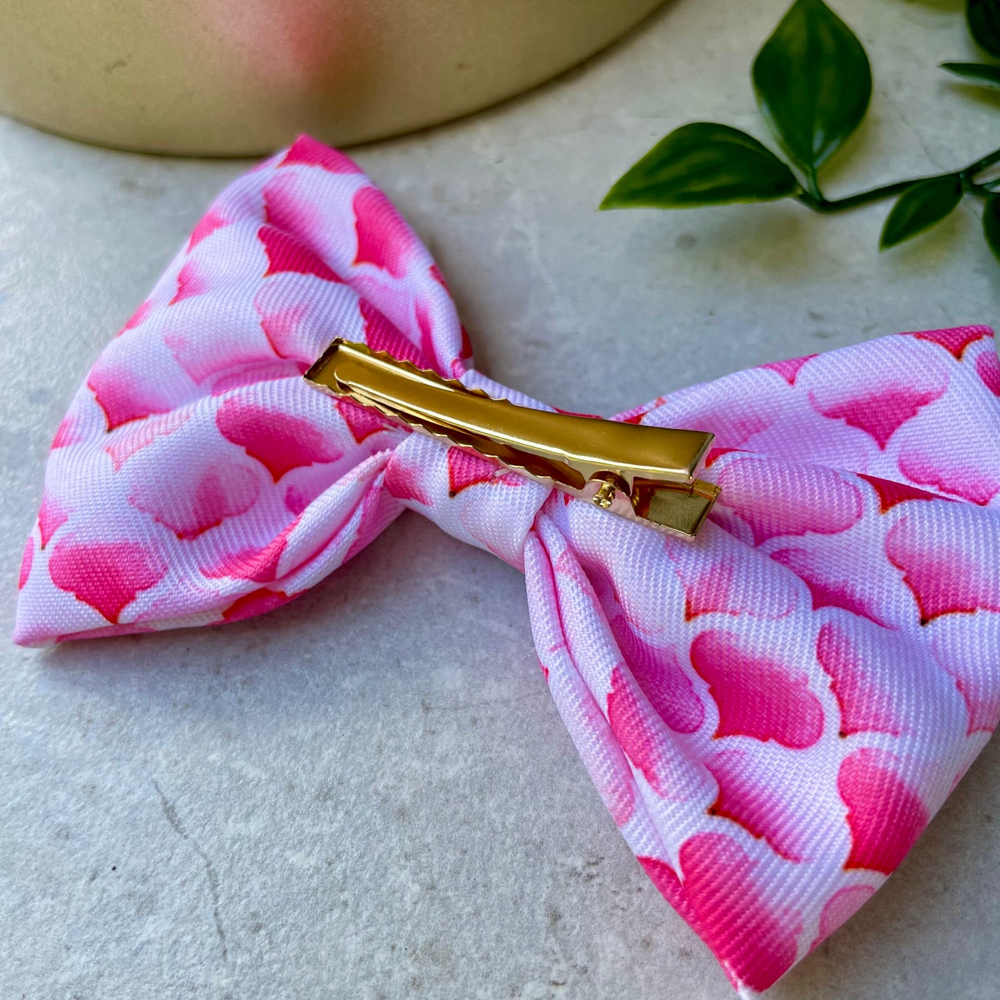 Wet'n'Wild Pink Gatsby Bow